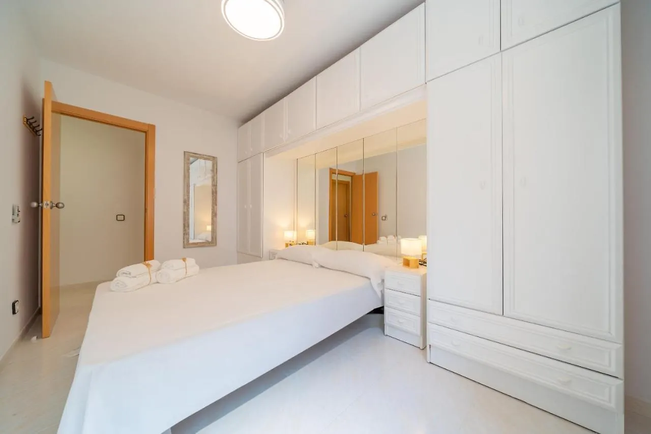 Homeholidaysrentals Caliz - Costa Barcelona Pineda de Mar Apartman