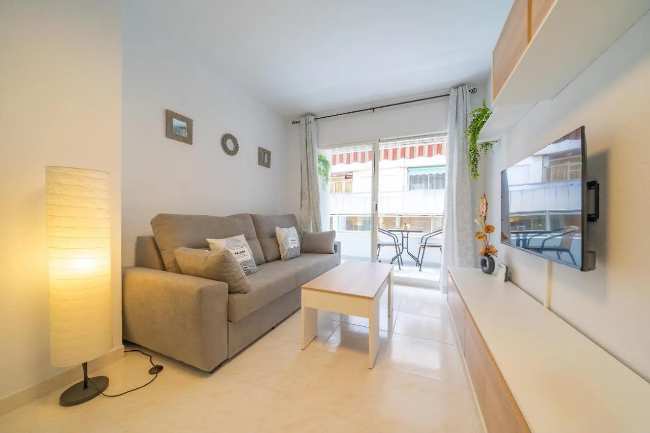 Homeholidaysrentals Caliz - Costa Barcelona Pineda de Mar